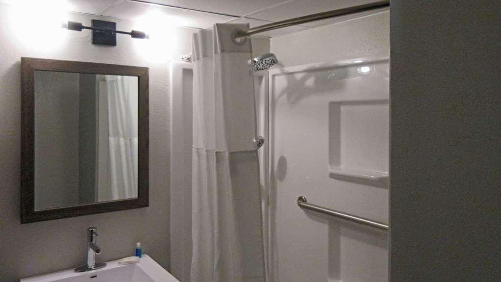 Suburban Studios Milwaukee Airport 部屋 写真