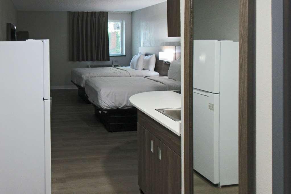 Suburban Studios Milwaukee Airport 部屋 写真